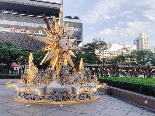 聖誕節快樂🎄❤️🤍💛 Taipei 101 Shopping center 台北101購物中心