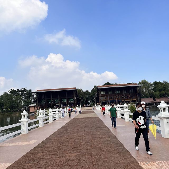 หลวงปู่ทวดองค์ใหญ่ในอยุธยา