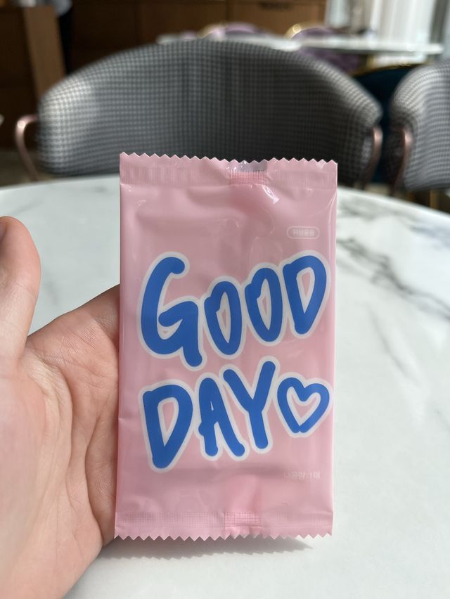 통영  광도면의 따뜻한 카페🌷봄날🌷딸기라떼 맛집