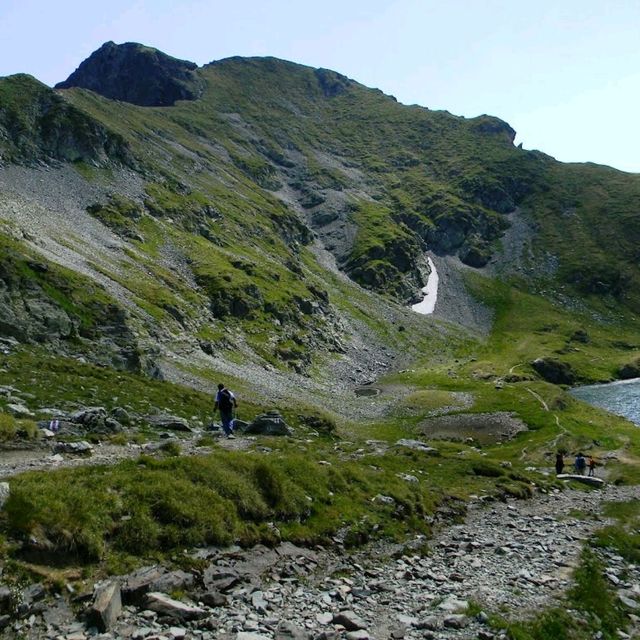 Capra Lake