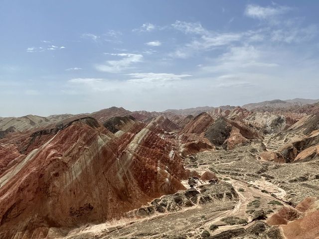 Welcome to Colorful Danxia in Zhangye 🌈