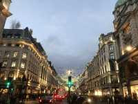 Oxford Street: Shopping in London