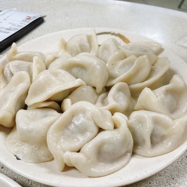 清真恩德元餃子館 🖌 香味四溢的牛肉火鍋🍲