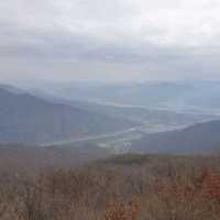 끝없는 산이 펼쳐진 풍경을 볼 수 있는 하남 검단산!