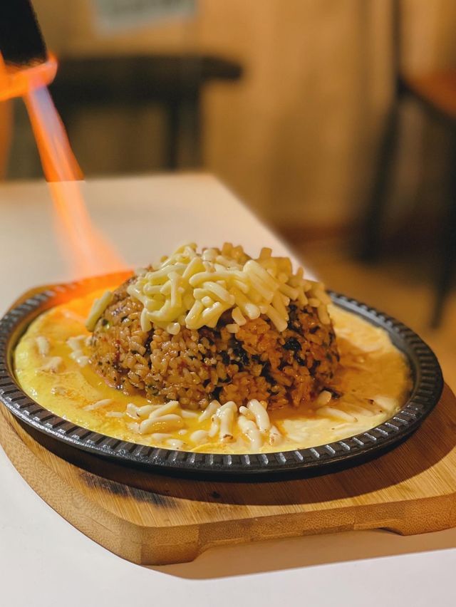 【尖沙咀韓國菜🇰🇷｜超打卡既蛋漿熔岩炒飯🧀🔥】