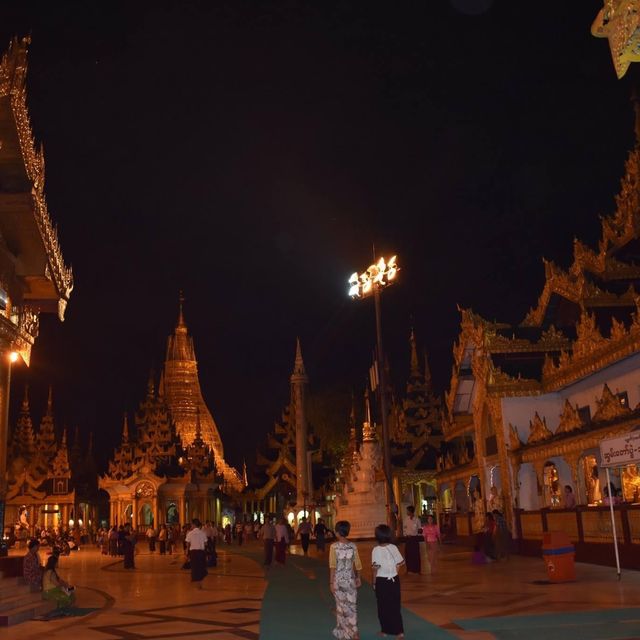 Visiting Shwedagon Pagoda, the most expensive pagoda in the world