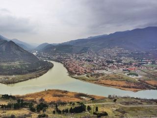 https://ak-d.tripcdn.com/images/1i63q2224scaptbx0154A.jpg?proc=source/trip
