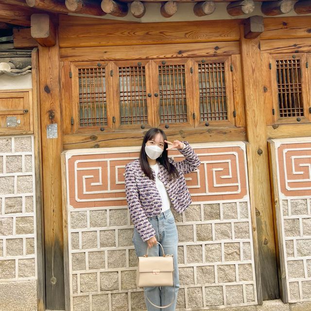 유명한 포토스팟 말고도 예쁜 곳이 많은 북촌한옥마을🪟