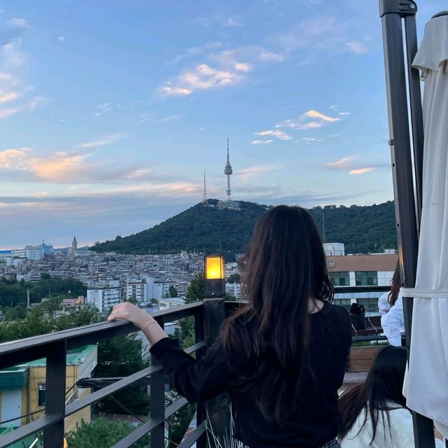 녹사평역, 나만 알고 싶은 남산타워뷰 루프탑 바 [고집]🥂