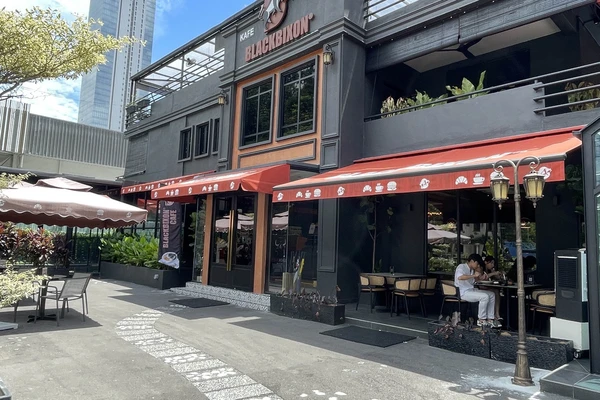 Blackbixon Cafe & Restaurant - Jalan Inai 4