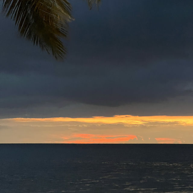 หนีงานมาติดเกาะสมุย หนีงานมาติดเกาะสมุย