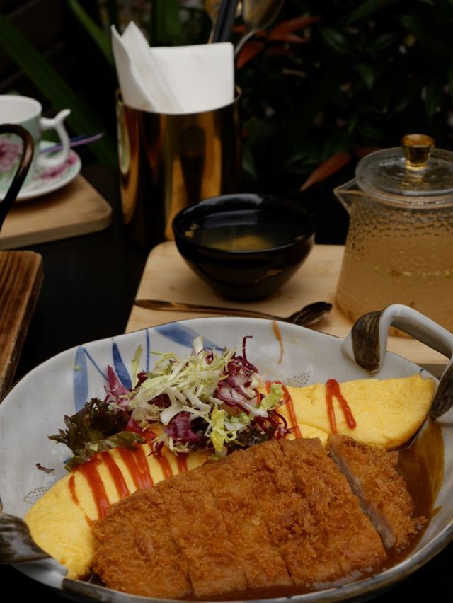 南洋度假Cafe之暖笠笠煲仔飯