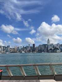 晴空萬里的尖沙嘴海濱