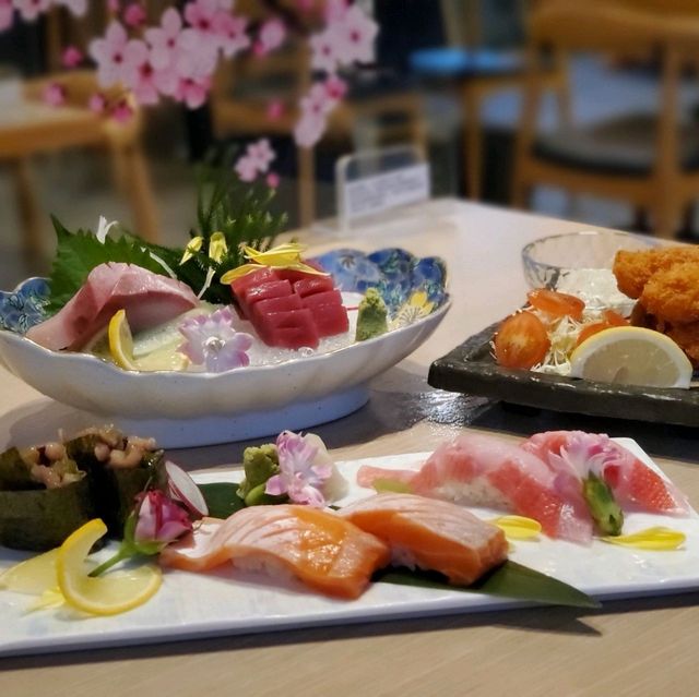 花系日本餐廳🌸花楽🌸
