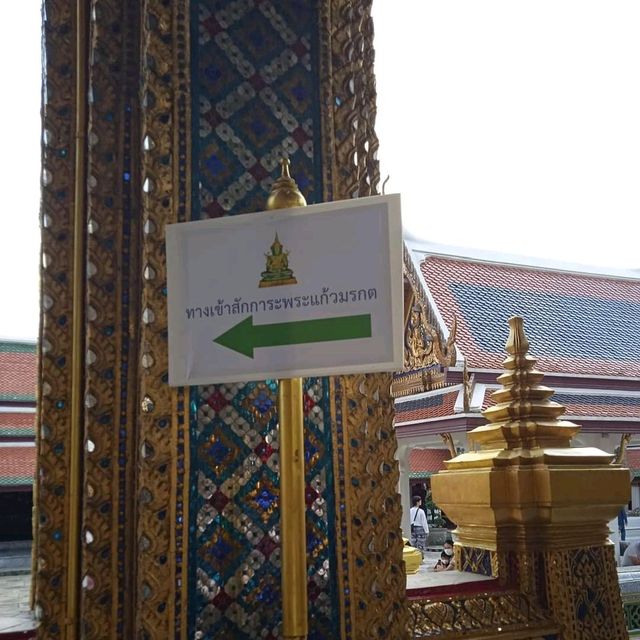🙏ไหว้พระขอพรต้อนรับปีใหม่ วัดพระแก้ว🙏