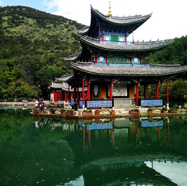 Beautiful park in Lijiang old town