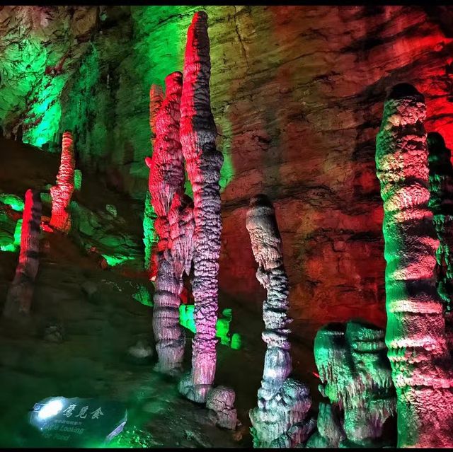 Yellow Dragon Cave 