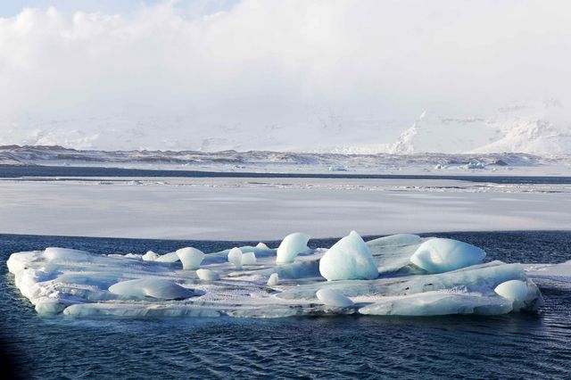 Interstellar Crossing Vatnajökull