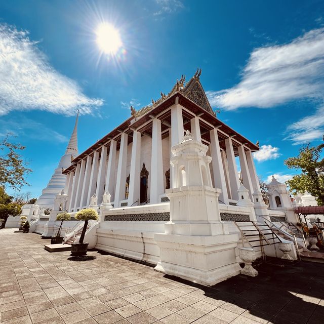 วัดเฉลิมพระเกียรติวรวิหาร