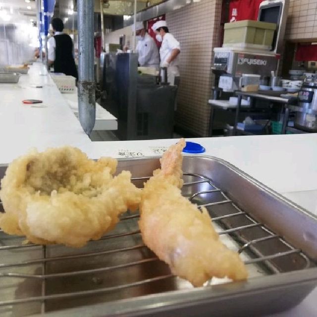 【福岡市】観光客も並ぶ🎵有名店「天麩羅✨ひらお」