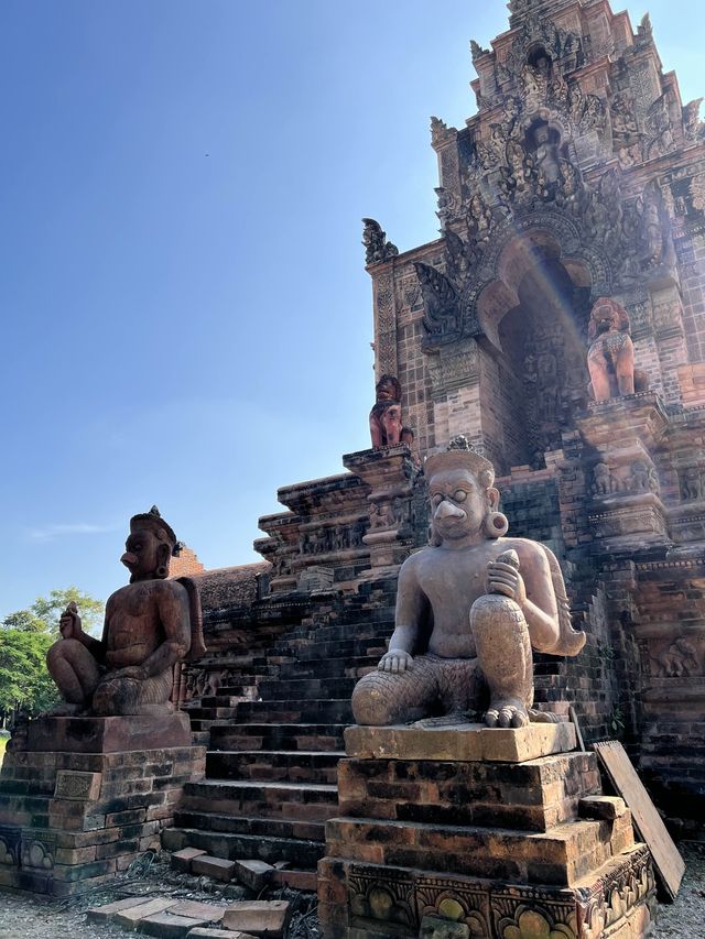 ร้านลับ‼️เมืองลำพูน เหมือนหลุดไปอยู่เมืองเก่า