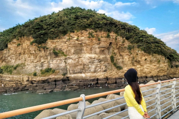 눈호강하는 지질공원 부안 채석강🏞 | 트립닷컴 부안군