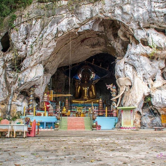 ถ้ำวัดเขารูปช้าง