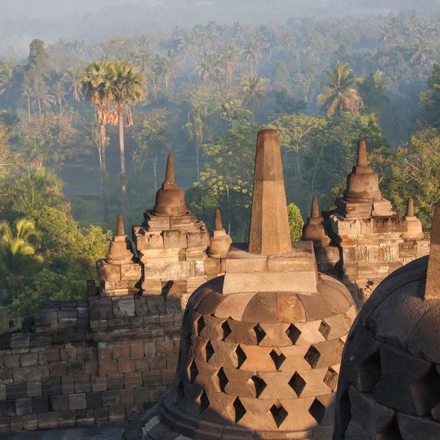 Candi Borobudur (Borobudur Temple)