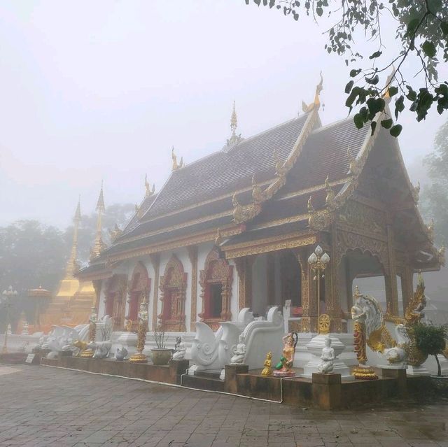 วัดพระธาตุดอยตุง