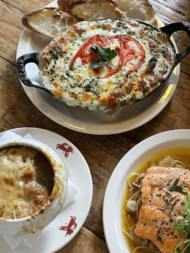 프랑스 음식을 맛볼 수 있는 ‘썸머키친’💙