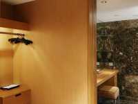 Twin room staycation in Grand Hyatt Hotel