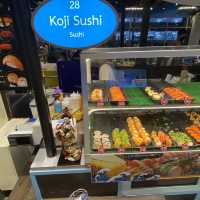 Pier 21 food court in North Pattaya