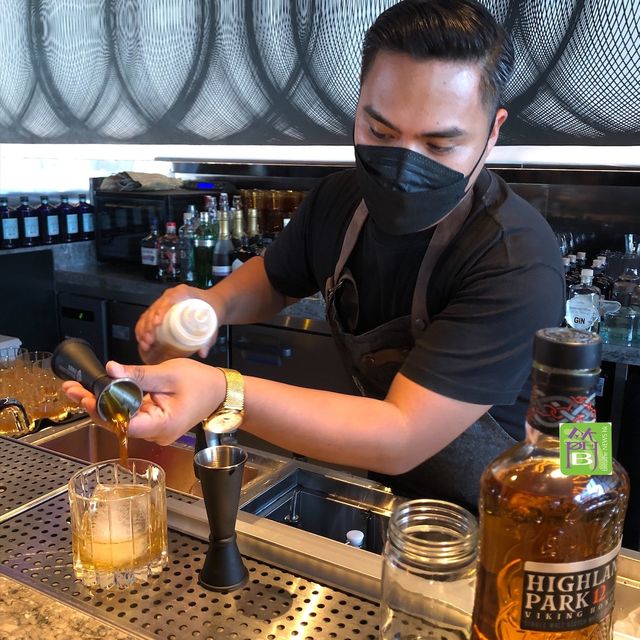 人氣酒吧CARBON聯乘威士忌歡樂時光嚐味餐