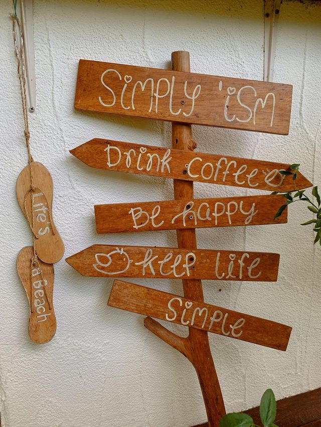 Simply’ism Café @น้ำตกกะทู้
