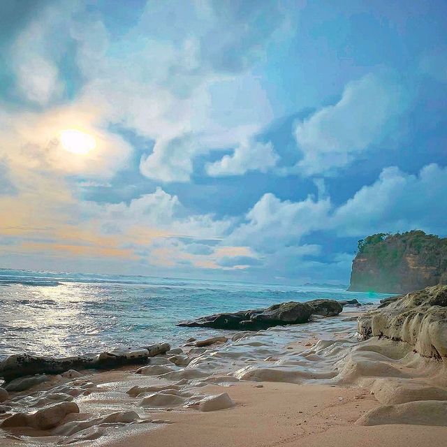 Ngudel Beach