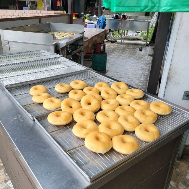 MOST SOFT AND FLUFFY DONUT EVER 