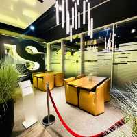 SUITE DREAMS - Lufthansa Senator Lounge