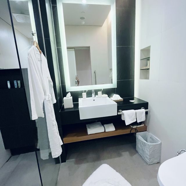 Comfy Fluffy Bed at One Farrer Hotel 