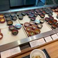 北海道の名物料理が全部揃う！コスパ最強朝食バイキング