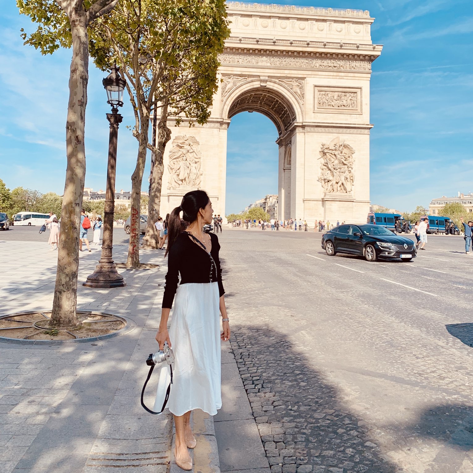 Arc De Triomphe De L Etoile Attraction Reviews Arc De Triomphe De L Etoile Tickets Arc De Triomphe De L Etoile Discounts Arc De Triomphe De L Etoile Transportation Address Opening Hours