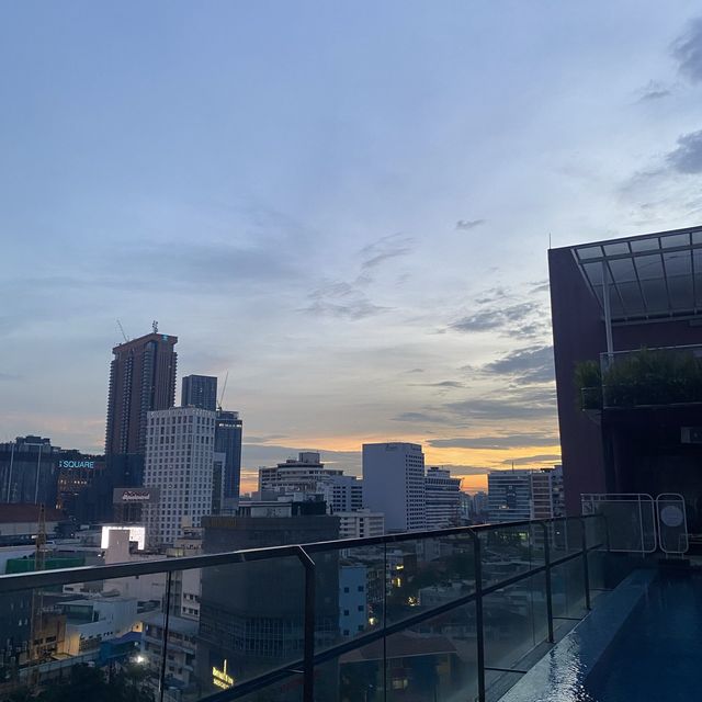 The night in the city journal