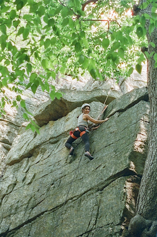 Flash Foxy - Top Rope Climbing 101-102 - New Paltz, NY aka "The Gunks" | Peters Kill at Minnewaska