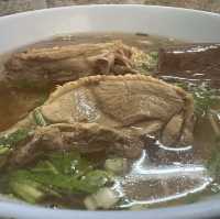 บะหมี่เป็ด ร้านอร่อยยาวนานกว่า 50 ปี