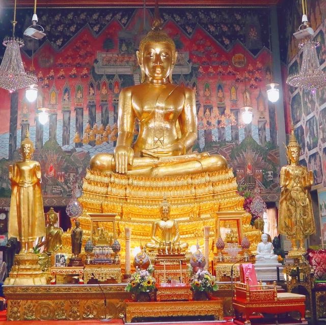 昼夜問わず川からの眺めが絶景🛕✨暁の寺