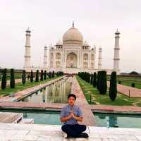 Taj Mahal lndia in Summer