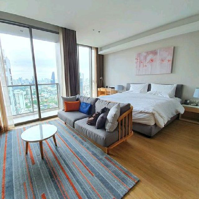 Homely & Enjoyable Stay at Oakwood Suite