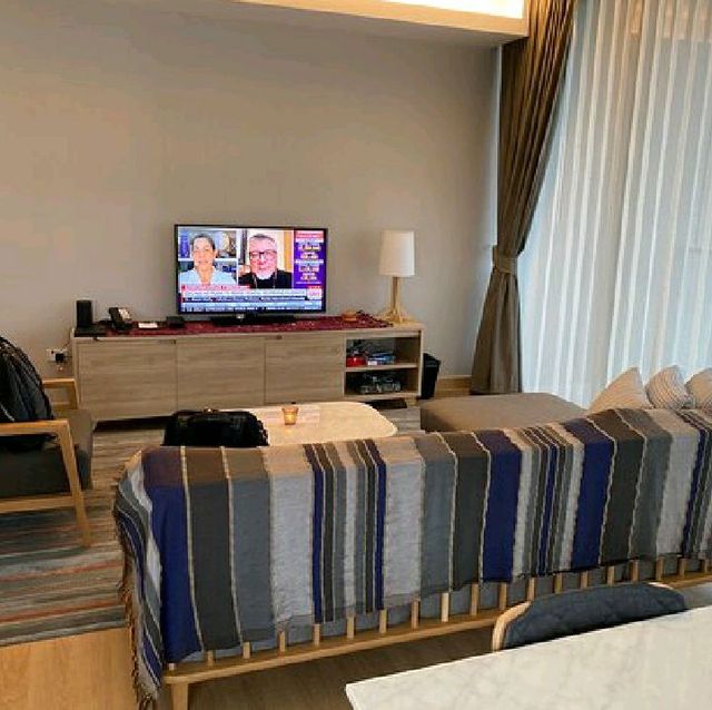 Homely & Enjoyable Stay at Oakwood Suite