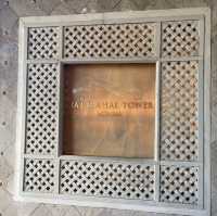 영화 뭄바이호텔의 “Taj Mahal Hotel”