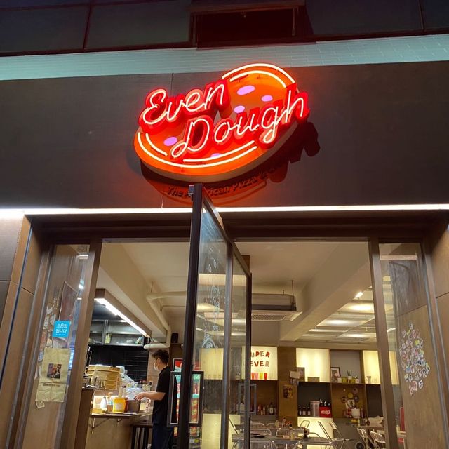 [서면 힙한 분위기의 피자집] 이븐도우