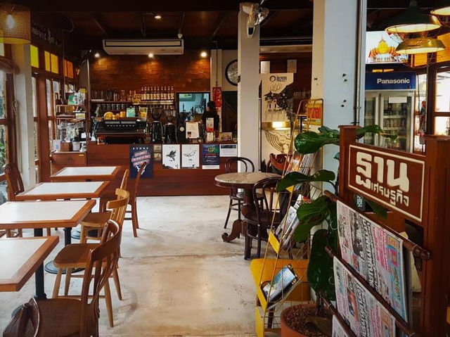 Plachum Café & Bistro 8ริ้ว
